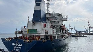 Sale de Ucrania  el primer buque humanitario con 23.000 toneladas de cereales para África