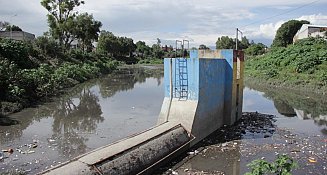 Supervisa Ayuntamiento de Puebla labores de desazolve en el vaso regulador Puente Negro
