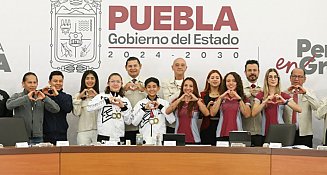 La UDEP presenta su escudo: identidad, valores y visión de futuro