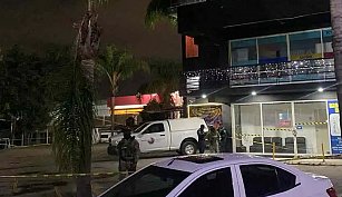 Sicarios asesinan a un hombre en bar de Lomas de Castillotla