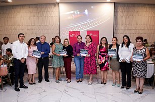 Reconoce Lupita Cuautle a las y los docentes de San Andrés Cholula
