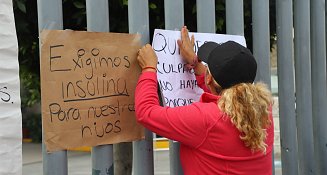 Madres de niños con diabetes tipo 1 protestan por falta de insulina en hospital del IMSS