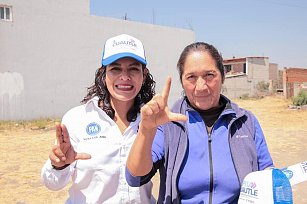 Lupita Cuautle continúa recorriendo San Andrés Cholula entendiendo las inquietudes de sus pobladores