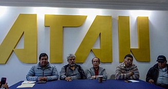 Más de 100 conductores bloquean ATAH en Apizaco: ¿Qué exigen?