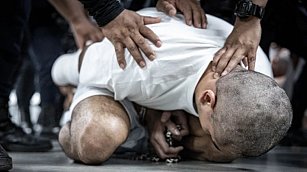 Pierden la vida 9 migrantes en centros de detención de ICE desde el retorno de Trump