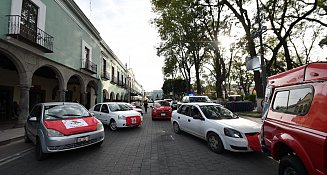 Maestros de Tlaxcala exigen justicia educativa bloqueando calles céntricas