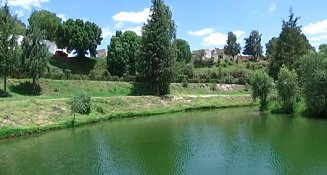 Sábado de Gloria en Las Cuevas: tradición, agua y unión familiar