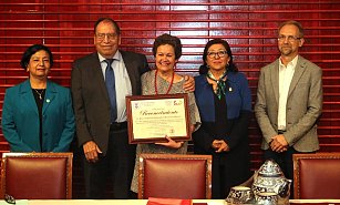 La UATx rinde homenaje a la Dra. Gabriela González Mariscal y su legado