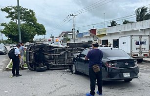 Impactante accidente en Leona Vicario: un auto embiste a camioneta