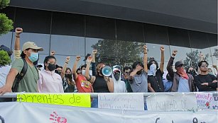 Estudiantes de la BUAP niegan vínculo con Antorcha Campesina en paro universitario