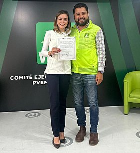 Carolina Fernandez Fábre recibe constancia como regidora de San Pedro Cholula por el Partido Verde