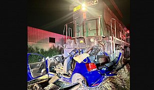 Trágico accidente en Puebla: tren arrastra auto y mueren dos mujeres