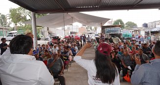 Tonantzin Fernández reúne a campesinos de San Pedro Cholula para fortalecer lazos y propuestas