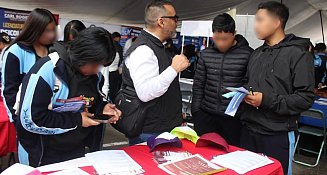 Con Feria de Universidades, acerca Armando Aguirre oferta educativa en Coronango