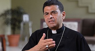 Dictan arresto domiciliario a obispo en Nicaragua, acusado por las autoridades de "incitar al odio y organizar grupos violentos"