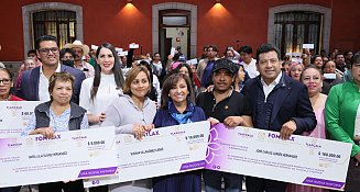 Tlaxcala impulsa a mujeres con créditos y abre guardería pionera