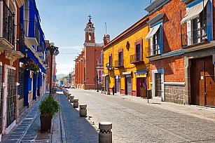 Refuerzan seguridad en el Centro Histórico, paraderos y juntas auxiliares de Puebla