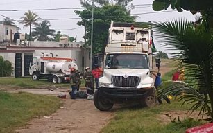 Explosión en camión de basura en Coatzacoalcos deja dos empleados heridos