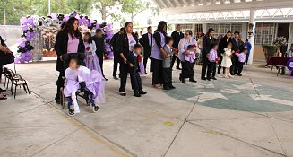 Reconocen logros académicos en ceremonia de graduación del CAM “Yolojpili”
