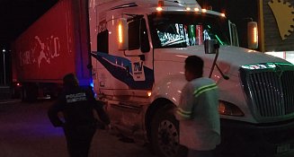 Policía de Hueyotlipan frustra robo a tractocamión sobre la México–Veracruz
