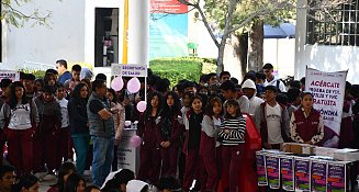 Fomentan uso del condón en Tlaxcala con actividades para jóvenes