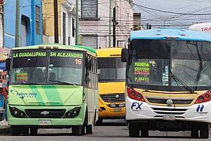 Transportistas en Puebla: niegan aumento de tarifa y exigen soluciones