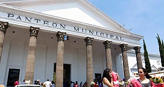Ayuntamiento de Puebla espera más de 20 mil personas en el Panteón Municipal por el Día de las Madres