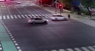 Accidente entre ciclista y automovilista en Argentina: un choque brutal en la madrugada