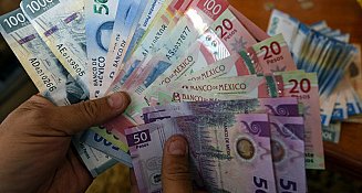 El peso mexicano suma 7 días de ganancias frente al dólar