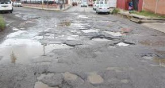 Gobierno de la ciudad y estatal inician bacheo nocturno por 42 días en Puebla