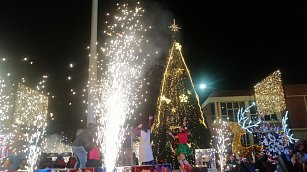 Recuperar la identidad y unidad familiar, objetivo de iluminación navideña en Cuautlancingo