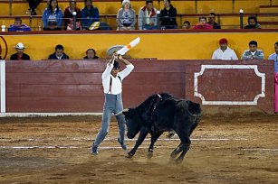 ¡Vibrante Festival Taurino en Tlaxcala! Aficionados celebran la tauromaquia