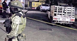 Hallan tres cuerpos en bolsas frente a la FGR en Chilpancingo