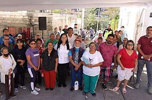 Inicia pavimentación en Cerrada 2 Geranio de Atlixco