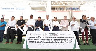 Gobernador de Puebla inaugura techados escolares en Ajalpan con inversión millonaria