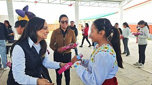 SEDIF lleva alegría y esperanza con la Cabalgata de Reyes en Tlaxcala