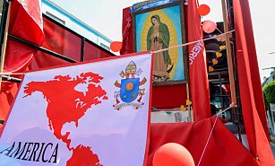 laxcala se llena de fe y solidaridad en el Desfile Misionero de octubre