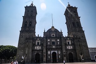 León XIV: el nuevo Papa conmueve al mundo católico y resuena en Puebla