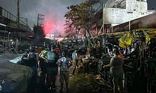 Incendio en mercado central de Acapulco arrasa 25 locales durante la madrugada