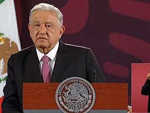 AMLO envía carta final a padres de los 43 normalistas de Ayotzinapa