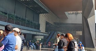 Incendio en Plaza Miyana de la CDMX: Bomberos controlan el fuego en la colonia Granada