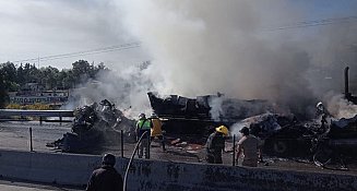 Cierre total en autopista Puebla-Orizaba tras choques e incendio de tráiler