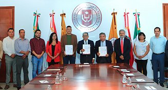 UATx y Nanacamilpa se unen para preservar el hábitat de luciérnagas
