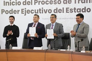 Inicia la transición del Poder Ejecutivo en Puebla con transparencia