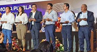 Acude Omar Muñoz a la presentación de la “Plataforma Digital Estatal, Revolución Digital por Amor a Puebla” 