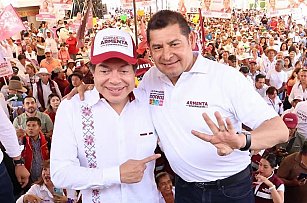 Alejandro Armenta Mier asume como gobernador de Puebla en ceremonia