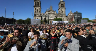 Ciudad de México rompe récord mundial de mariachis en el Primer Congreso Mundial del Mariachi