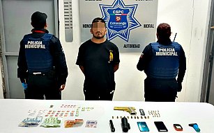 Detienen a hombre armado con sustancias ilegales en Coronango