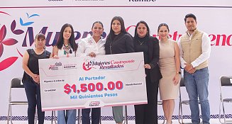 Fortalece Lupita Cuautle la economía de las mujeres sanandreseñas