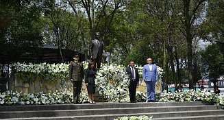 Honran en Tlaxcala el legado de Emilio Sánchez Piedras en Apizaco